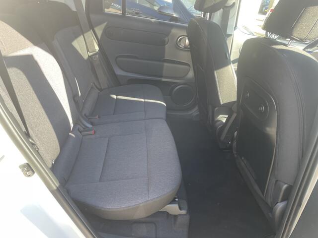 Hyundai INSTER Evolve Sky Plus 49 kWh*RIJKLAARPRIJS*