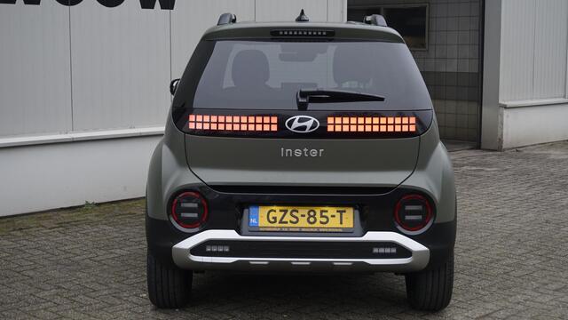 Hyundai INSTER Evolve 49 kWh + Winterpack + Tech Pack