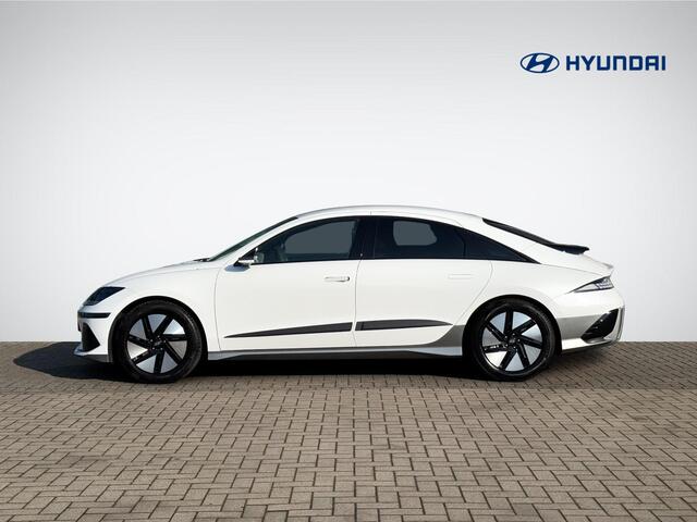 Hyundai IONIQ 6 Lounge 77 kWh Digitale Buitenspiegels | Head-Up Display | BOSE Audio | Leder 'Grijs' | 360° Camera | Stoelverwarming + -Ventilatie | Geheugenstoel | Rijklaarprijs!