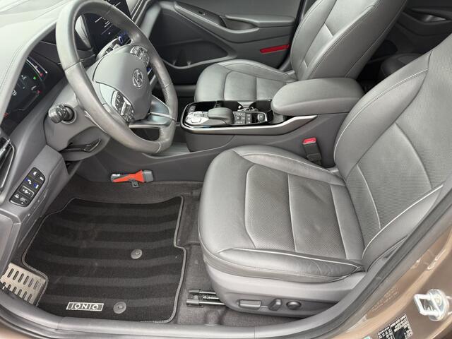 Hyundai IONIQ Premium EV 38 kWh 136PK - MEEST COMPLETE UITVOERING + TREKHAAK