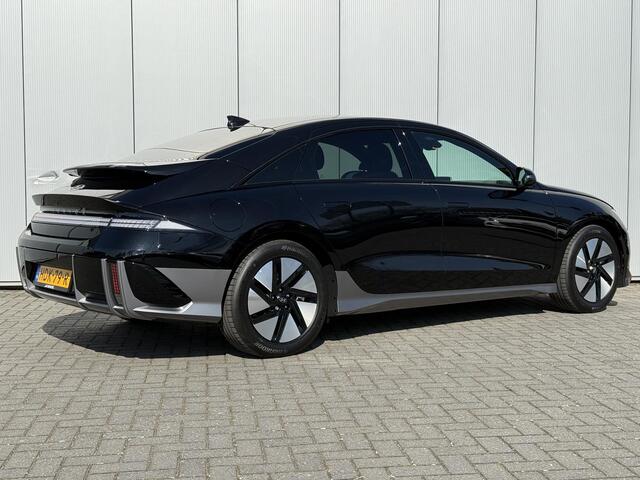 Hyundai IONIQ 6 Connect 77.4 kWh / 614 KM WLTP / Stoelverwarming Voor & Achter / Climate Control / Adaptive Cruise Control / Elek. Achterklep / Elek. Bestuurdersstoel / Beschikbaar per 01-06 /