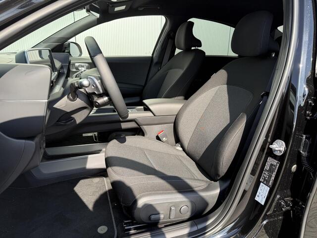 Hyundai IONIQ 6 Connect 77.4 kWh / 614 KM WLTP / Stoelverwarming Voor & Achter / Climate Control / Adaptive Cruise Control / Elek. Achterklep / Elek. Bestuurdersstoel / Beschikbaar per 01-06 /
