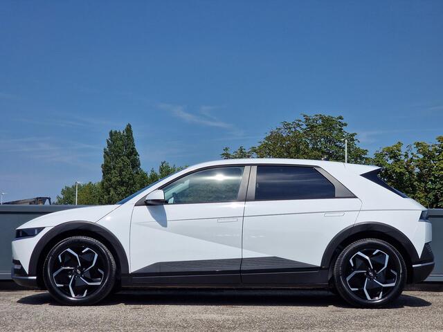 Hyundai IONIQ 5 Style 77.4 kWh |¤13.900 KORTING|CAMERA|SENSOREN|NAVIGATIE|APPLE CARPLAY & ANDROID AUTO|