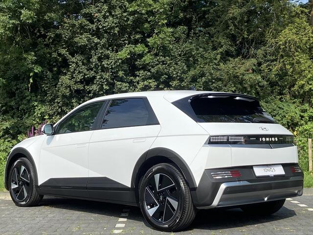 Hyundai IONIQ 5 Connect+ 84 kWh | ¤4700 KORTING | 84 KWH ACCUPAKKET | STOEL/-STUUR VERWARMING | WARMTEPOMP |