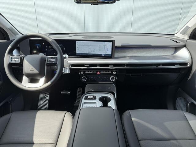 Hyundai IONIQ 9 Connect+ AWD 7p. 110.3 kWh / Nu in de Showroom! / Stoelmassage / Stoel- & Stuurverwarming / Stoelverkoeling Voor + Achter / Schuif- & Kanteldak / 360 Camera /