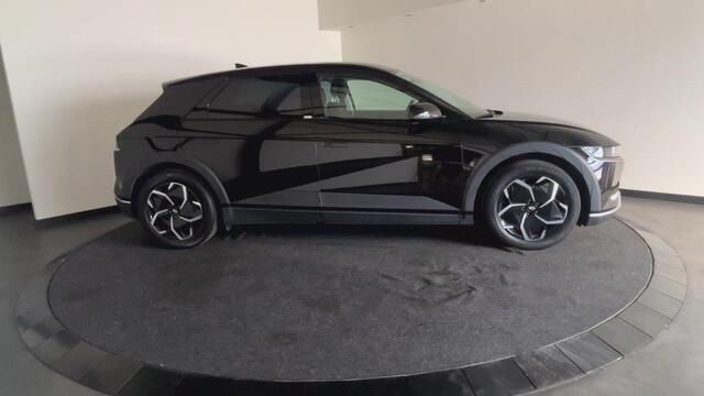 Hyundai IONIQ 5 Connect 58 kWh | Achterbank verstelbaar | Stoel en stuurverwarming