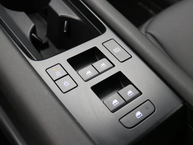 Hyundai IONIQ 6 Lounge 77.4 kWh / Dealeronderhouden / NL auto / Stoel-, Stuur en Achterbankverwarming / Elektrische Stoelen / Stoelgeheugen / 360 Camera / Warmtepomp / Dodehoek Camera / HUD Display / Full Option /