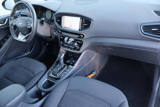Hyundai IONIQ 1.6 GDi Comfort Navigatie, Apple Carplay, Camera, Cruise control
