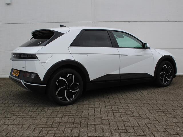 Hyundai IONIQ 5 Connect+ AWD 77.4 kWh / Navigatie + Apple Carplay/Android Auto / Warmtepomp / Stoel- & Stuurverwarming / Cruise Control Adaptief / Bose /