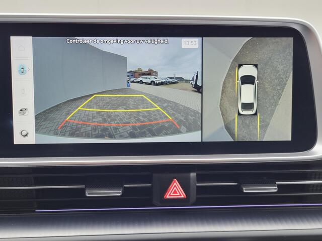 Hyundai IONIQ 6 First Edition AWD 77.4 kWh Automaat / 100% SOH / Origineel NL Auto / tot 04-2009 Fabrieksgarantie / Allseason banden / Schuifkanteldak / 360° camera / Navigatie / Headup Display / Android Auto / Apple Carplay / BOSE audio / Stuur-, voorstoel- en achterb