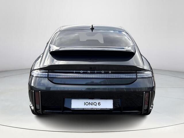 Hyundai IONIQ 6 Business 77.4 kWh Apple Carplay / Android Auto | Stoel & Stuur Verwarming | Camera | LED-Verlichting | Lichtmetaal | Elektrische Kofferklep |