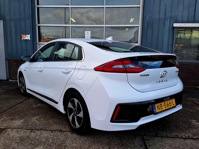 Hyundai IONIQ 1.6 GDi Comfort, Automaat, Navi, Bluetooth, Airco, Dab+