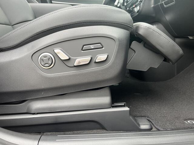 Hyundai IONIQ 9 Connect+ 7p. 110.3 kWh / Nu in de Showroom! / Stoelmassage / Stoel- & Stuurverwarming / Stoelverkoeling Voor + Achter / Schuif- & Kanteldak / 360 Camera /