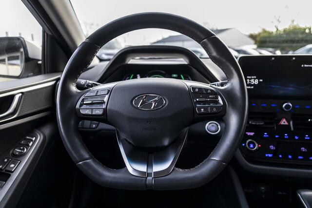 Hyundai IONIQ 1.6 GDi Comfort - Plus | Pano | Infinity | Trekhaak