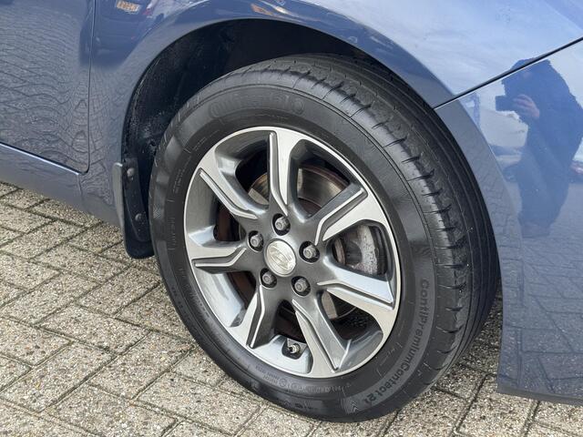 Hyundai IX20 1.4i Go! / TREKHAAK / NAVIGATIE / ACHTERUITRIJCAMERA / AIRCO / LAGE KM STAND /