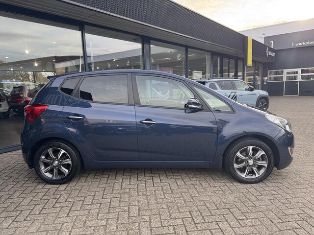 Hyundai IX20 1.4i Go! / TREKHAAK / NAVIGATIE / ACHTERUITRIJCAMERA / AIRCO / LAGE KM STAND /