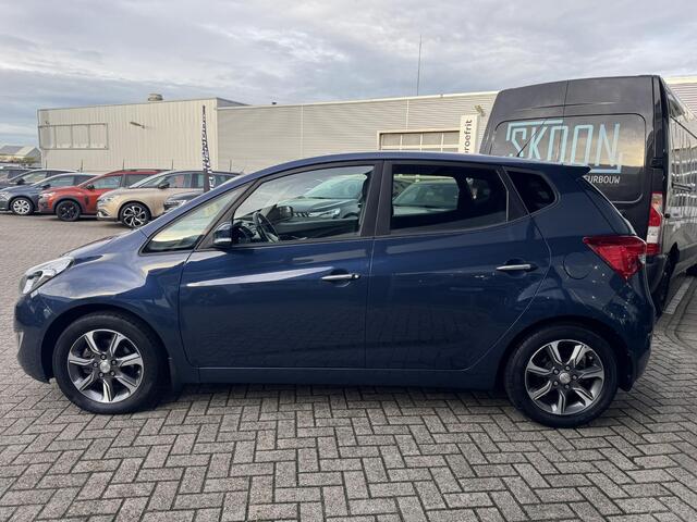 Hyundai IX20 1.4i Go! / TREKHAAK / NAVIGATIE / ACHTERUITRIJCAMERA / AIRCO / LAGE KM STAND /