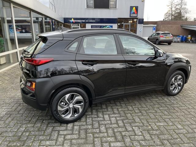 Hyundai Kona 1.6 GDI HEV Comf Smart | Apple carplay | Navi | Camera | Trekhaa
