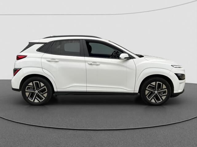 Hyundai Kona EV Fashion 39 kWh | Audio plus | Weinig km's | Navi |