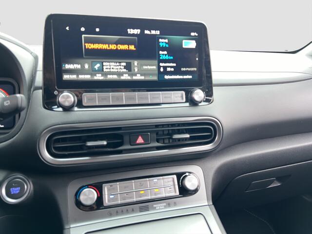 Hyundai Kona EV Fashion 39 kWh | Audio plus | Weinig km's | Navi |
