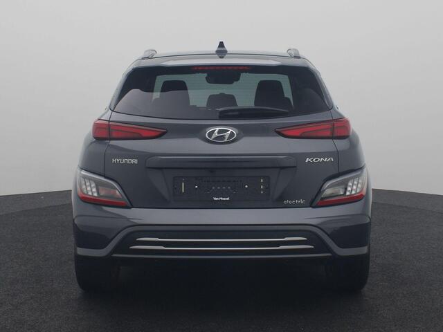 Hyundai Kona EV Fashion 39 kWh Navigatie | Climate Control | Cruise Control | Lane Assist