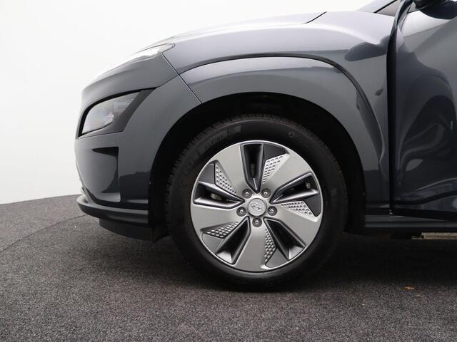 Hyundai Kona EV Fashion 39 kWh Navigatie | Climate Control | Cruise Control | Lane Assist