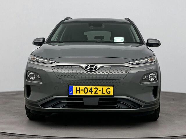 Hyundai Kona EV Premium 64 kWh Navigatie | Climate Controle | electrische verstelbare stoelen met verwarmt en koeling |