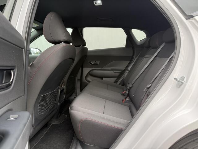 Hyundai Kona Electric N Line Edition 65.4 kWh / Climate Control / Adaptive Cruise Control / Stoel- & Stuurverwarming / Achteruitrijcamera / Parkeersensoren Voor + Achter /