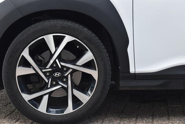 Hyundai Kona 1.0 T-GDI Premium Pack | Stuur/Stoelverwarming | Trekhaak | Navigatie | 100% Hyundai Onderhouden | 12 mnd BOVAG garantie Whatsapp 06-53188999