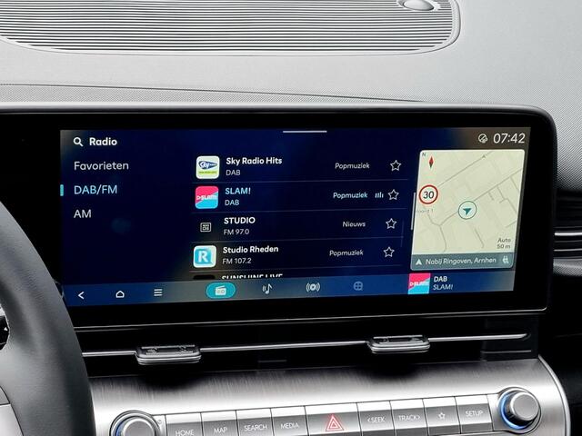 Hyundai Kona Electric Comfort 65.4 kWh / ¤4000,- Voordeel Op Nieuwprijs / Rijklaarprijs / Direct Leverbaar