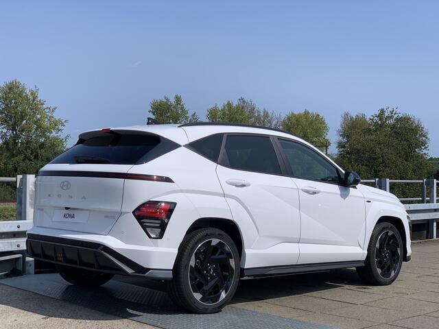 Hyundai Kona Electric N Line 65.4 kWh Volledig Elektrisch met Navigatie, Lederen bekleding en Stoelverwarming Uit voorraad leverbaar!