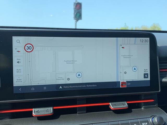 Hyundai Kona Electric N Line 65.4 kWh Volledig Elektrisch met Navigatie, Lederen bekleding en Stoelverwarming Uit voorraad leverbaar!