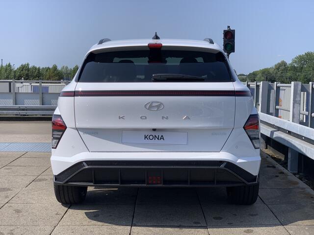 Hyundai Kona Electric N Line 65.4 kWh Volledig Elektrisch met Navigatie, Lederen bekleding en Stoelverwarming Uit voorraad leverbaar!