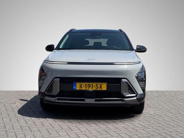 Hyundai Kona 1.6 GDI HEV Premium | Two-Tone Lakkleur | Stoelverwarming + -Ventilatie | 360° Camera | Leder | Navigatie | Apple Carplay/Android Auto | Geheugenstoel | Rijklaarprijs!