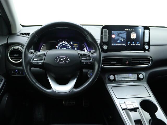 Hyundai Kona EV Premium 64 kWh | Navigatie | Stoel Verkoeling - Verwarming |