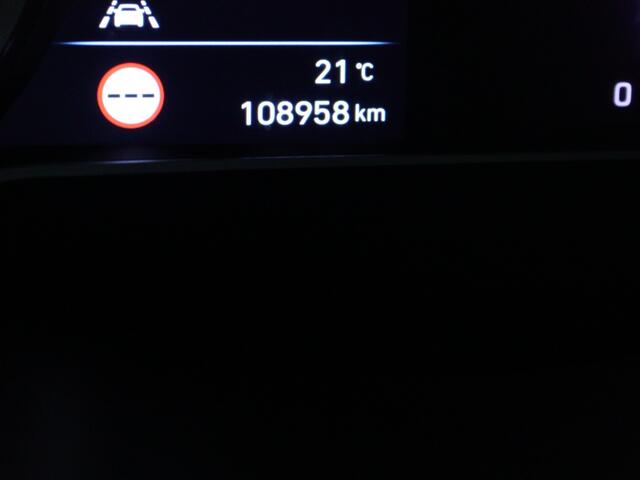 Hyundai Kona EV Premium 64 kWh | Navigatie | Stoel Verkoeling - Verwarming |