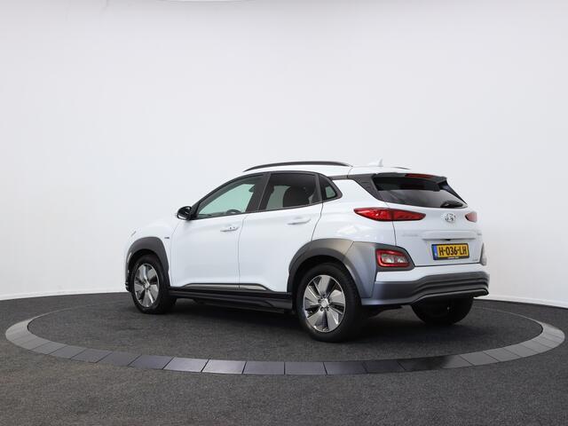 Hyundai Kona EV Premium 64 kWh | Navigatie | Stoel Verkoeling - Verwarming |