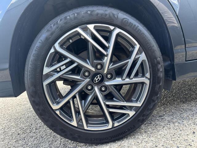 Hyundai Kona 1.0 T-GDI 120 PK N Line | Ingebouwde navigatiesysteem | Keyless entry | Camera 18'' | 2-Tone lmv |