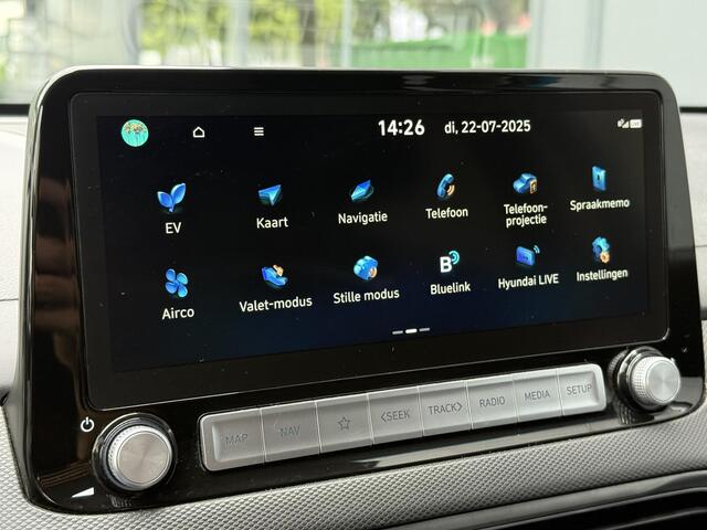 Hyundai Kona EV Fashion 64 kWh / Head-up display / Navigatie / Achteruitrij camera / Keyless / Apple carplay&Android auto /