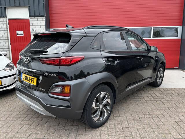 Hyundai Kona 1.6 GDI HEV Fashion KEYLESS / CAMERA / CARPLAY / HUD / ACC / NAVI / CLIMA / PDC / BLUETOOTH / NL-AUTO