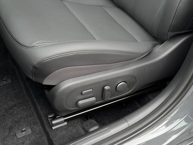 Hyundai Kona 1.6 GDI HEV Premium Sky / MY 26 / 2000 Korting / Stoelverkoeling / Stuurverwarming / Stoelverwarming Voor + Achter / Snel Leverbaar! /