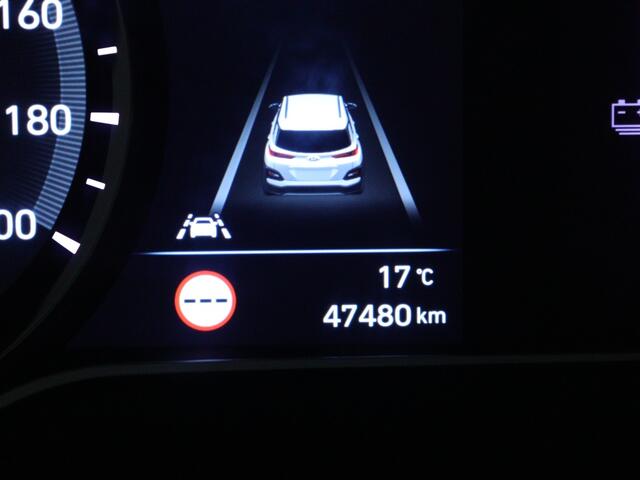 Hyundai Kona EV Comfort 64 kWh | Achteruitrijcamera | Navigatie |