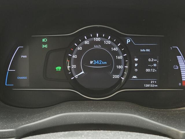 Hyundai Kona EV Comfort 64 kWh | Navi | Clima | Premium Hifi |*