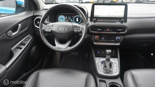 Hyundai Kona 1.6 HYBRID Schuif-Kanteldak | Elektr. Stoelverstelling | Leder | HUD | Navigatie 10.25 inch
