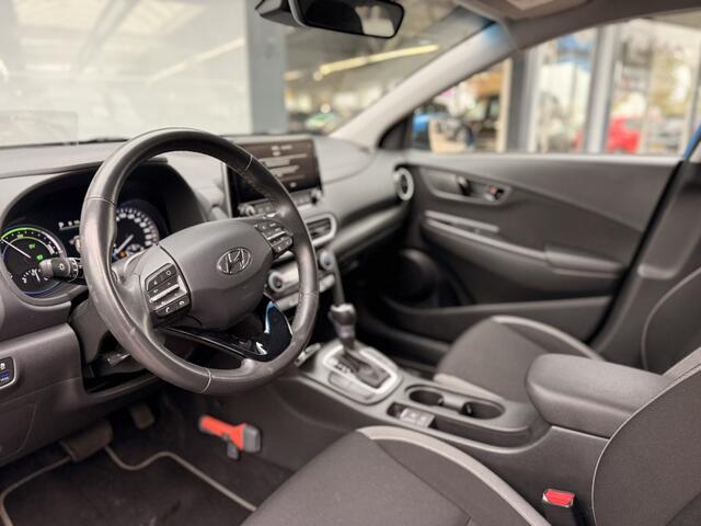 Hyundai Kona 1.6 GDI HEV Fashion | HUD |Camera | Trekhaak
