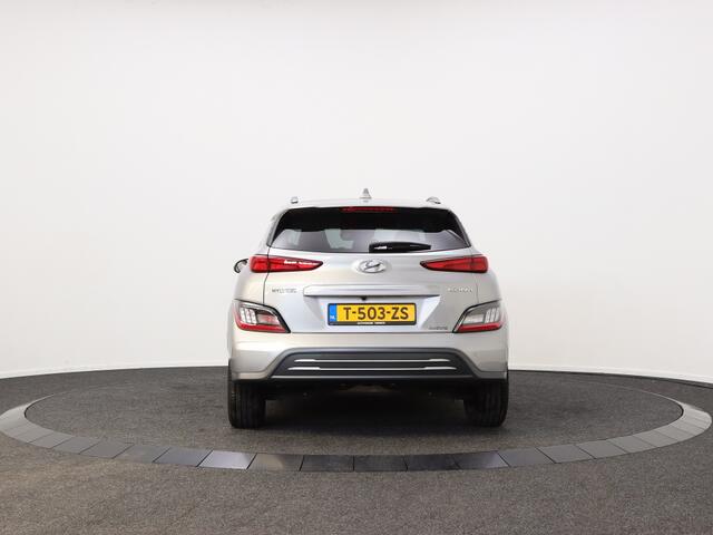 Hyundai Kona EV Fashion 64 kWh | Navigatie | Achteruitrijcamera |