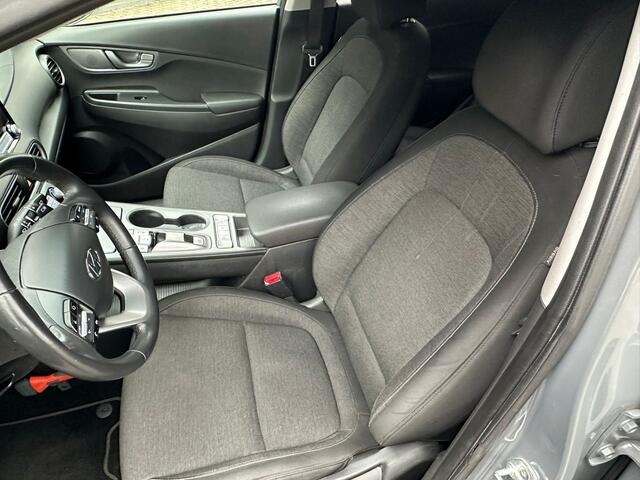 Hyundai Kona EV Fashion 64 kWh | 3e Fase | SOH 98% | Warmte pomp | Climate Control | Navi || occasion