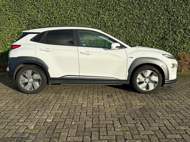 Hyundai Kona EV Fashion 64 kWh 3 Fase | Climate | Adaptive CC | Navi | occasion
