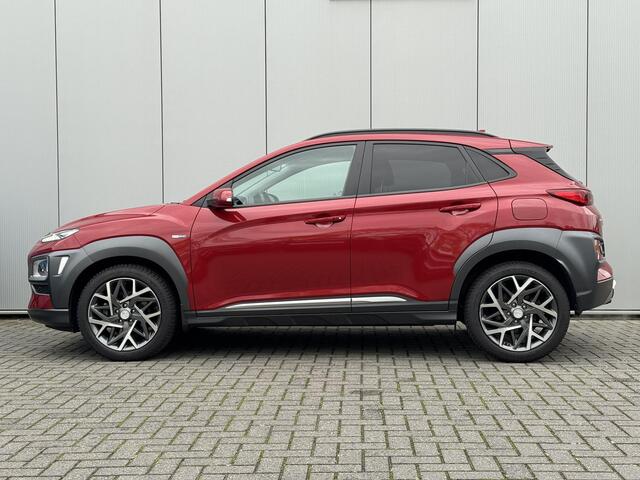 Hyundai Kona 1.6 GDI HEV Premium Eerste eigenaar / Dealeronderhouden/ Leder / Elek. Bedienbare Voorstoelen / Stoel- & Stuurverwarming voor + achter / Stoelverkoeling / KRELL Audio / NL Auto / 1.300 KG Trekgewicht / Led Verlichting /