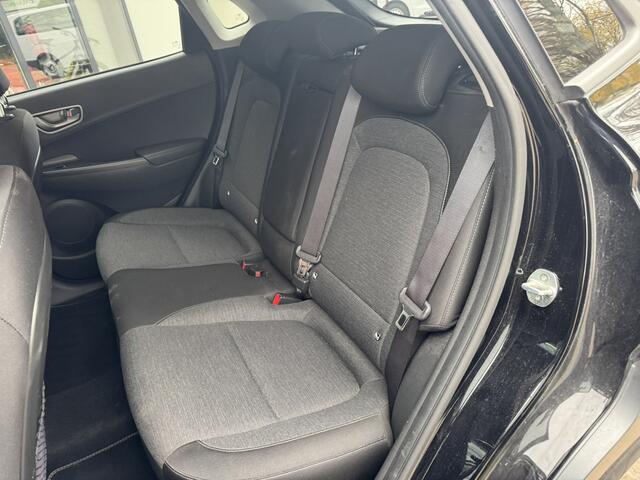 Hyundai Kona EV Fashion 64 kWh*ACC*Navi*3-Fase*EXPORTPRIJS*